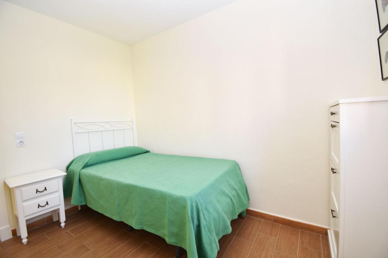 פואנגירולה Apartamento Familiar Torresol מראה חיצוני תמונה