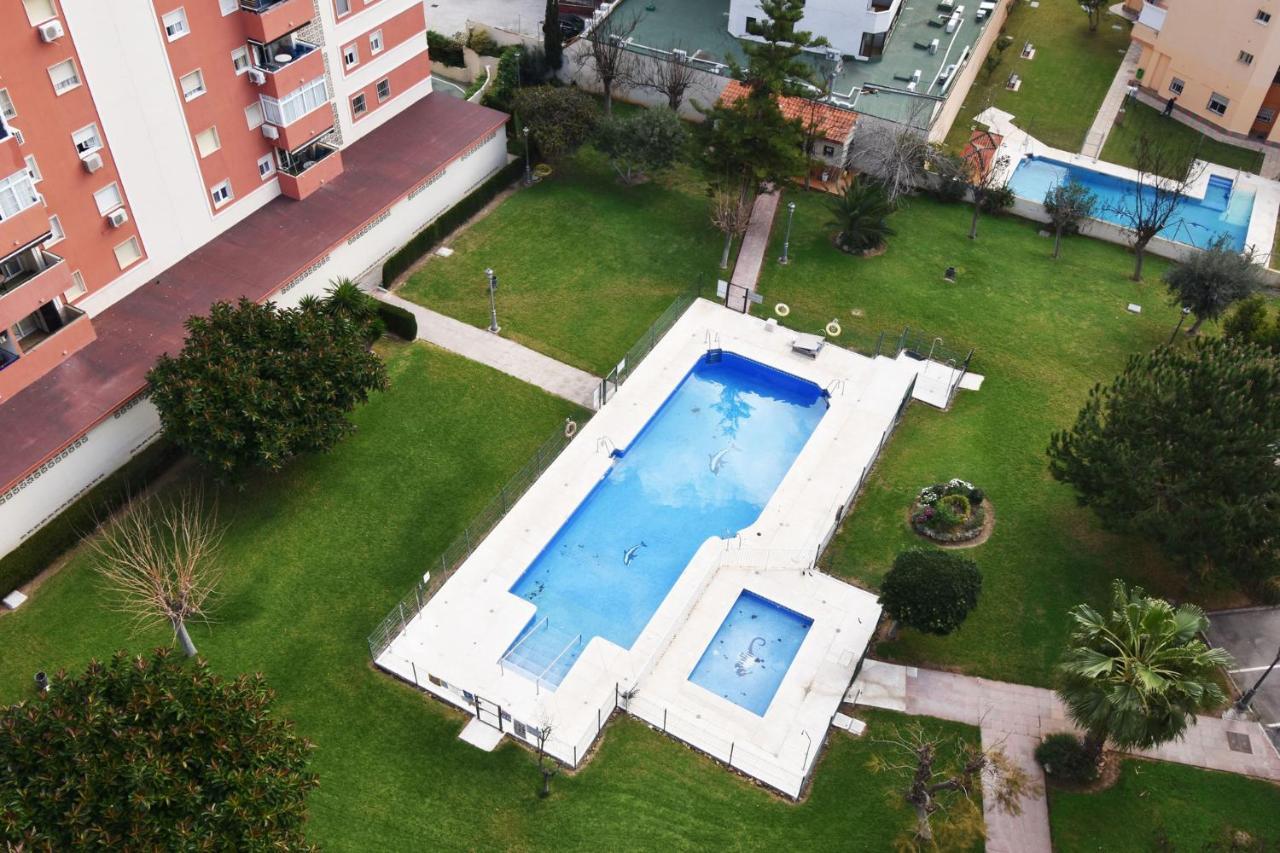פואנגירולה Apartamento Familiar Torresol מראה חיצוני תמונה