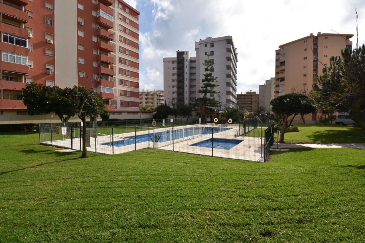 פואנגירולה Apartamento Familiar Torresol מראה חיצוני תמונה