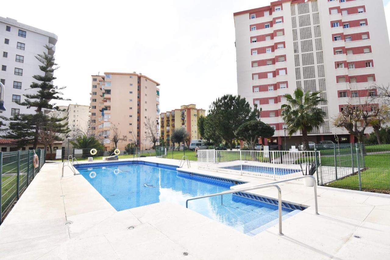 פואנגירולה Apartamento Familiar Torresol מראה חיצוני תמונה